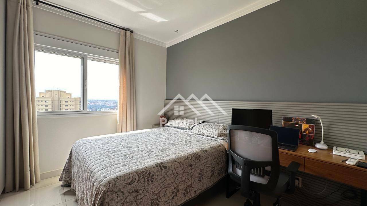 Apartamento à venda com 3 quartos, 195m² - Foto 15