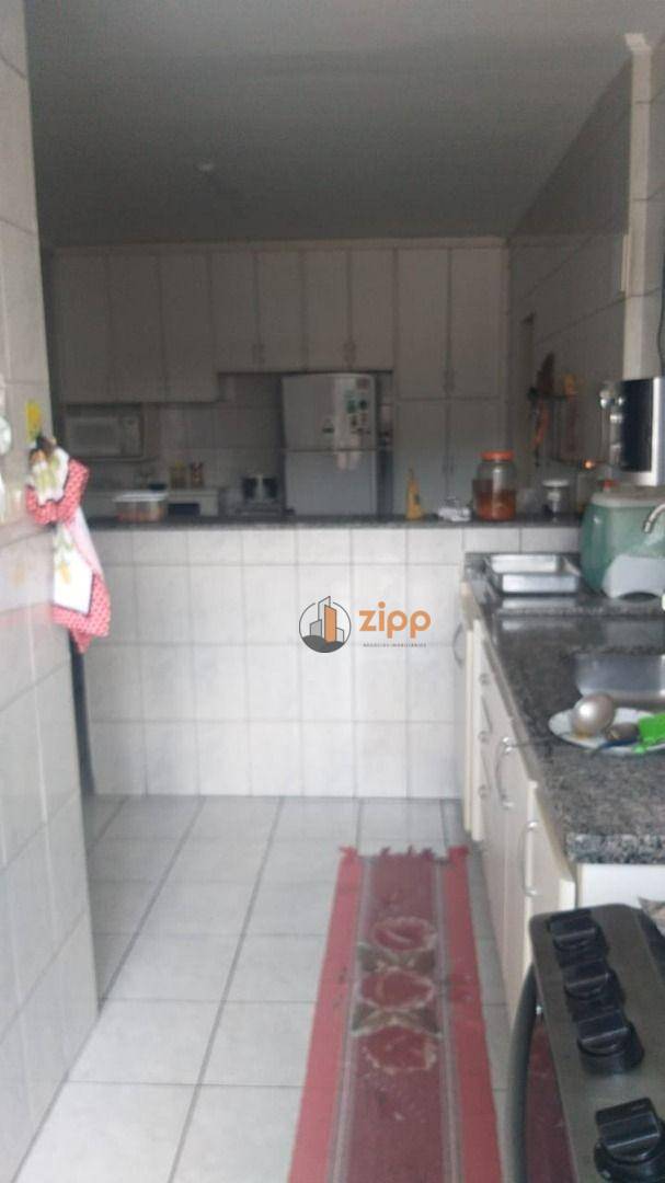 Sobrado à venda com 4 quartos, 300m² - Foto 15