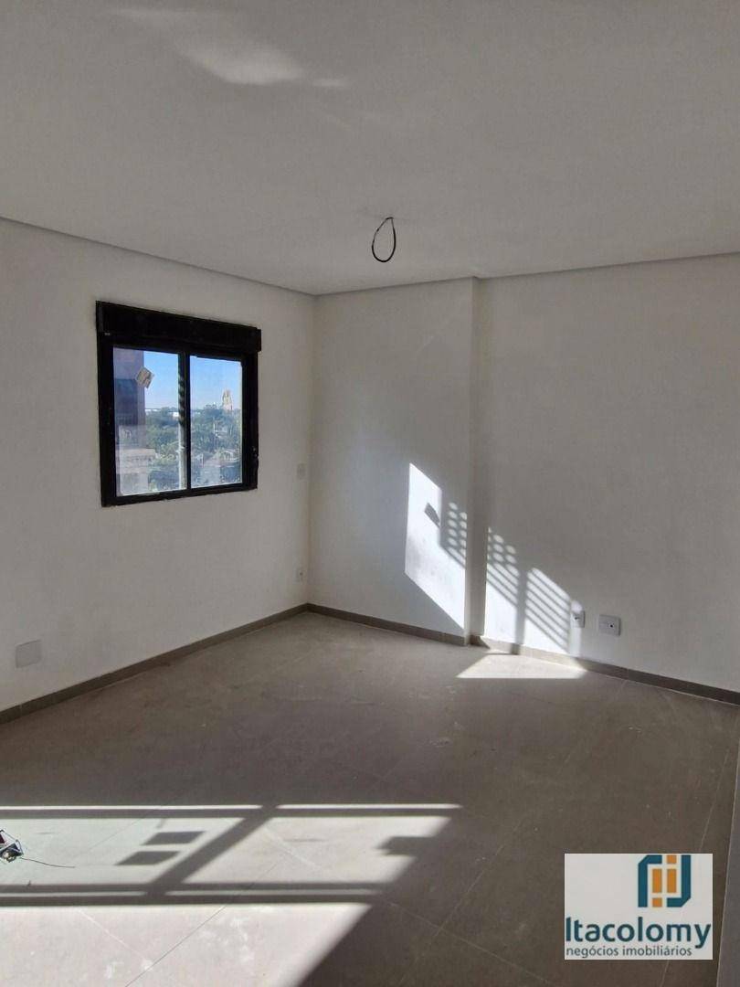 Apartamento à venda com 1 quarto, 40m² - Foto 2