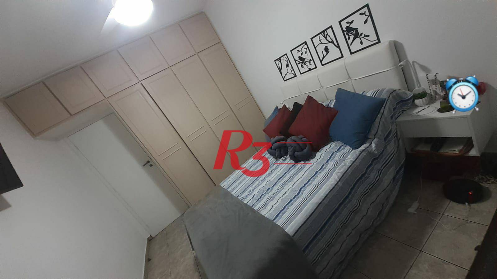 Apartamento à venda com 2 quartos, 75m² - Foto 11