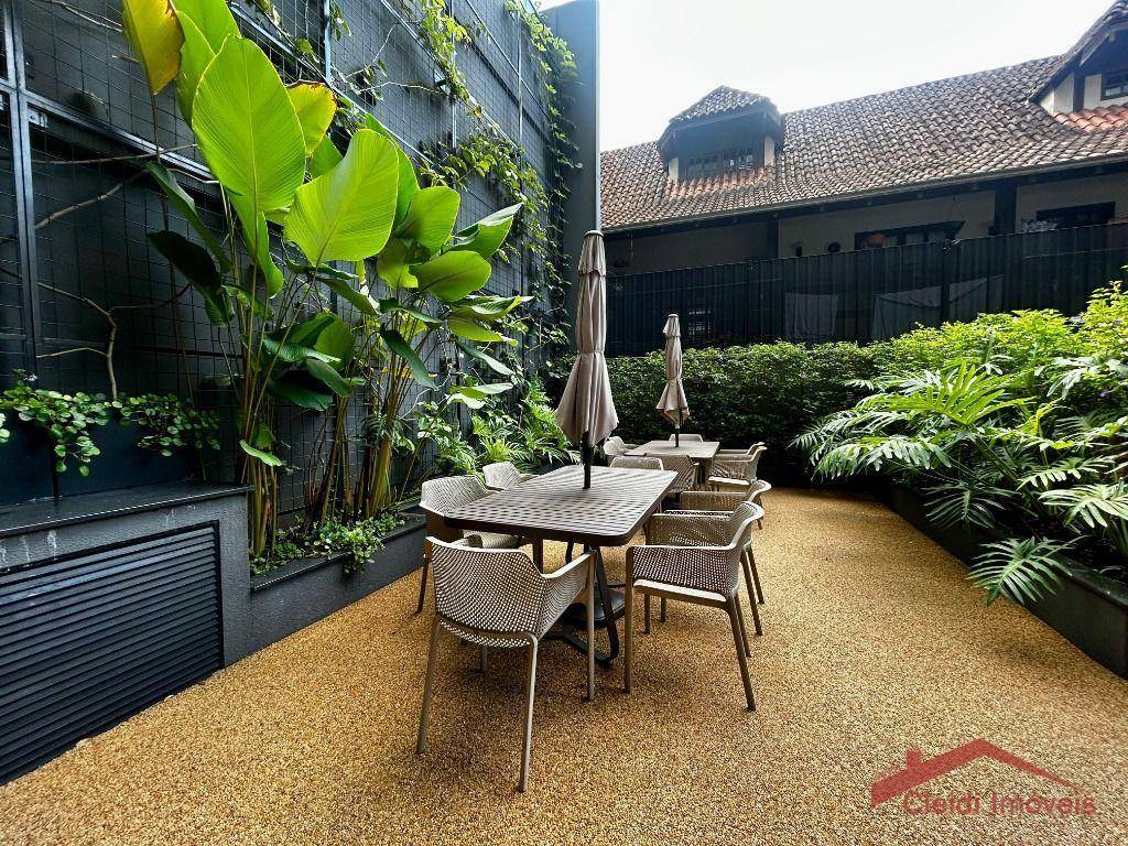 Apartamento à venda com 1 quarto, 38m² - Foto 5