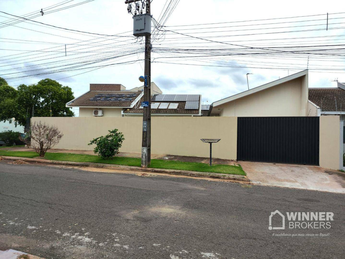 Casa à venda com 4 quartos, 245m² - Foto 20