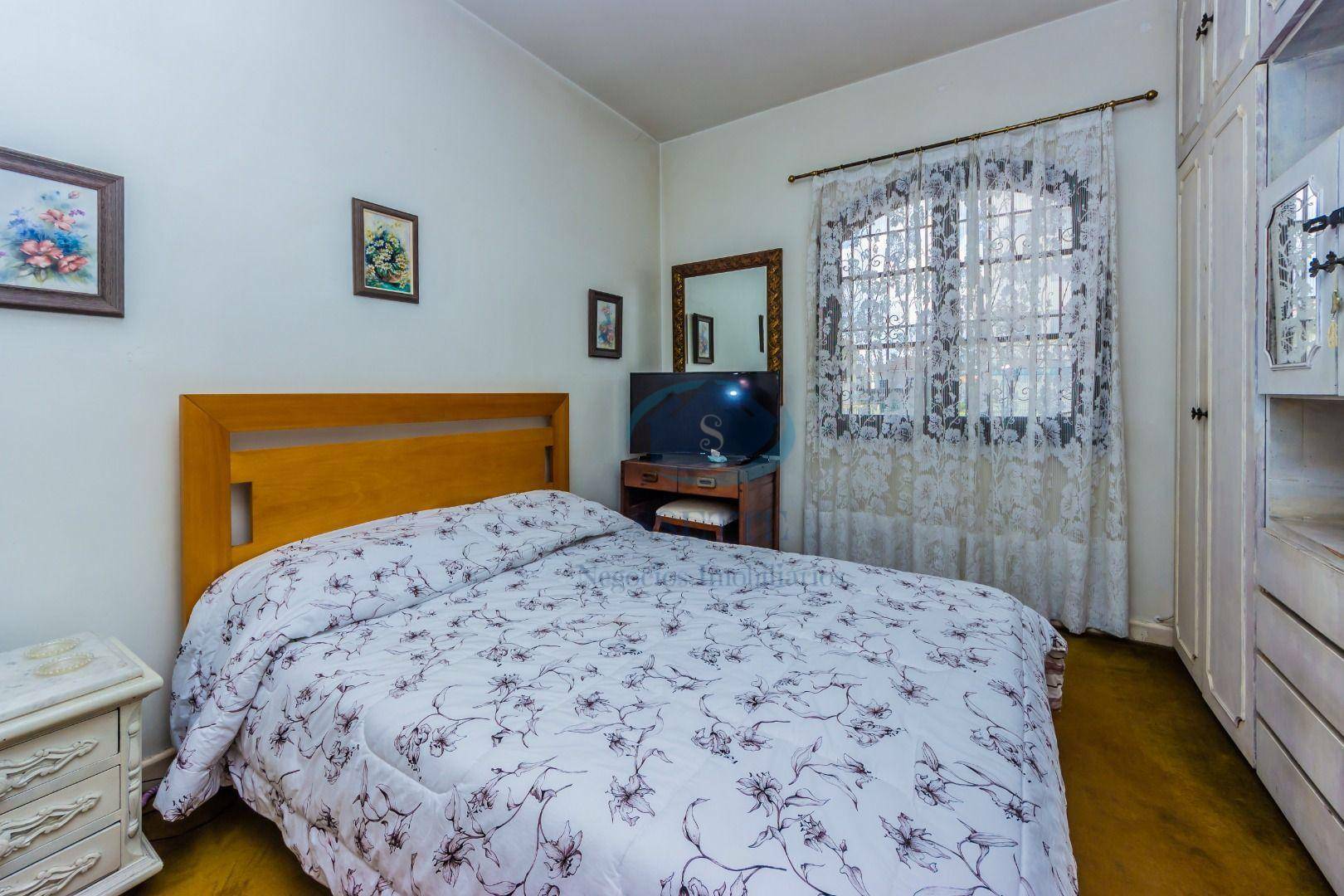 Casa, 4 quartos, 300 m² - Foto 13