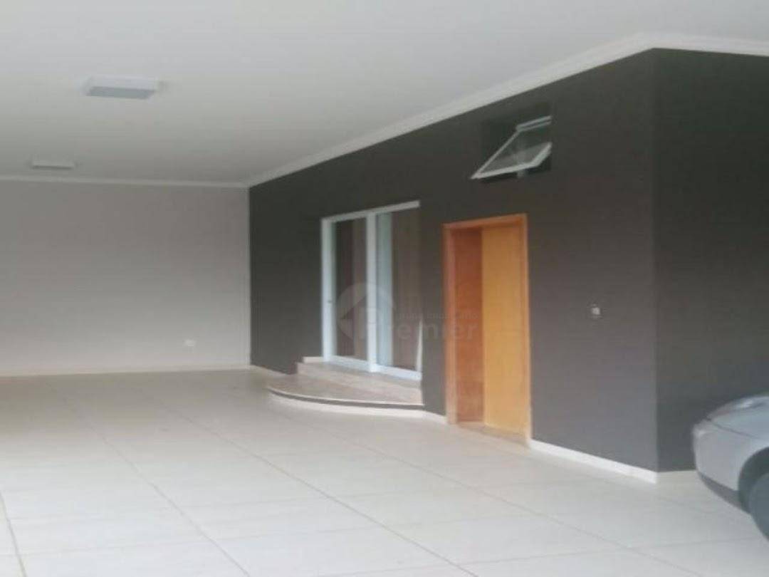 Casa à venda com 5 quartos, 323m² - Foto 3