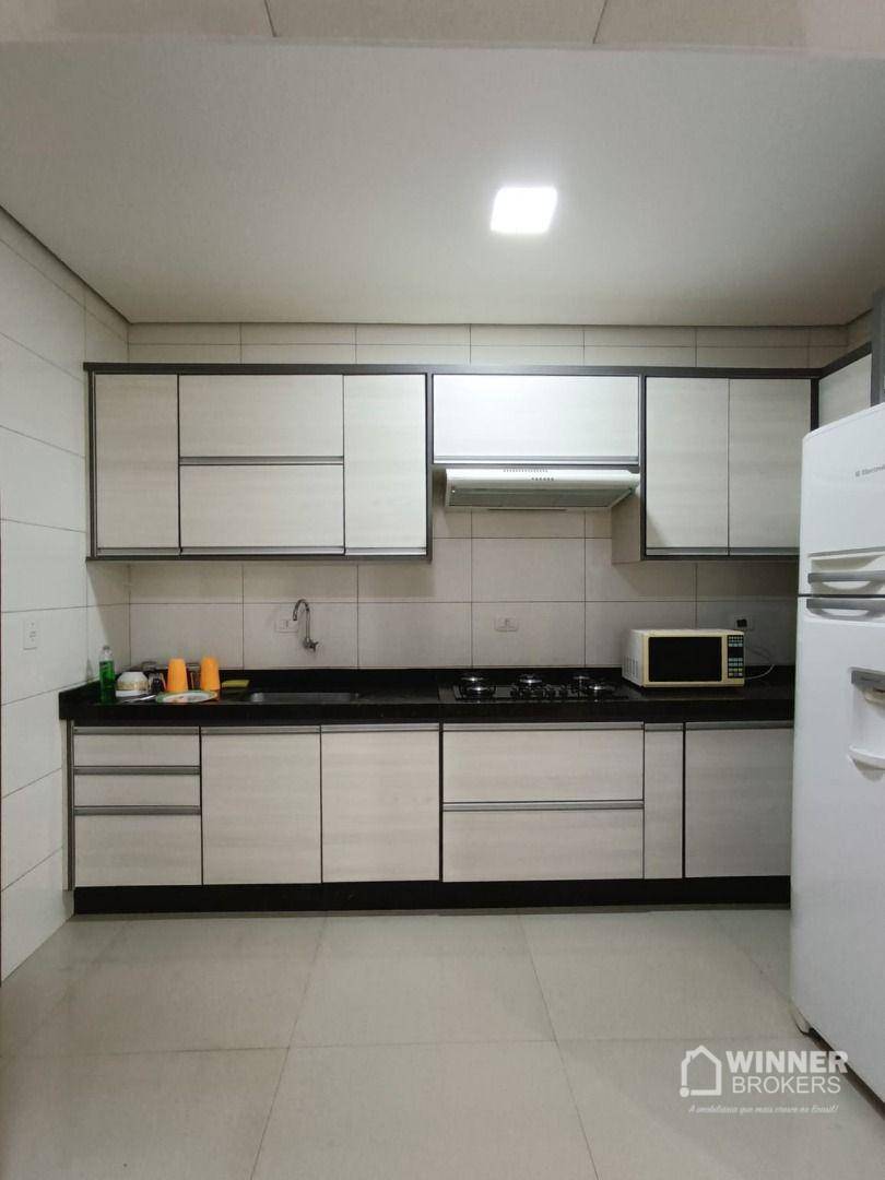 Casa à venda com 3 quartos, 270m² - Foto 10