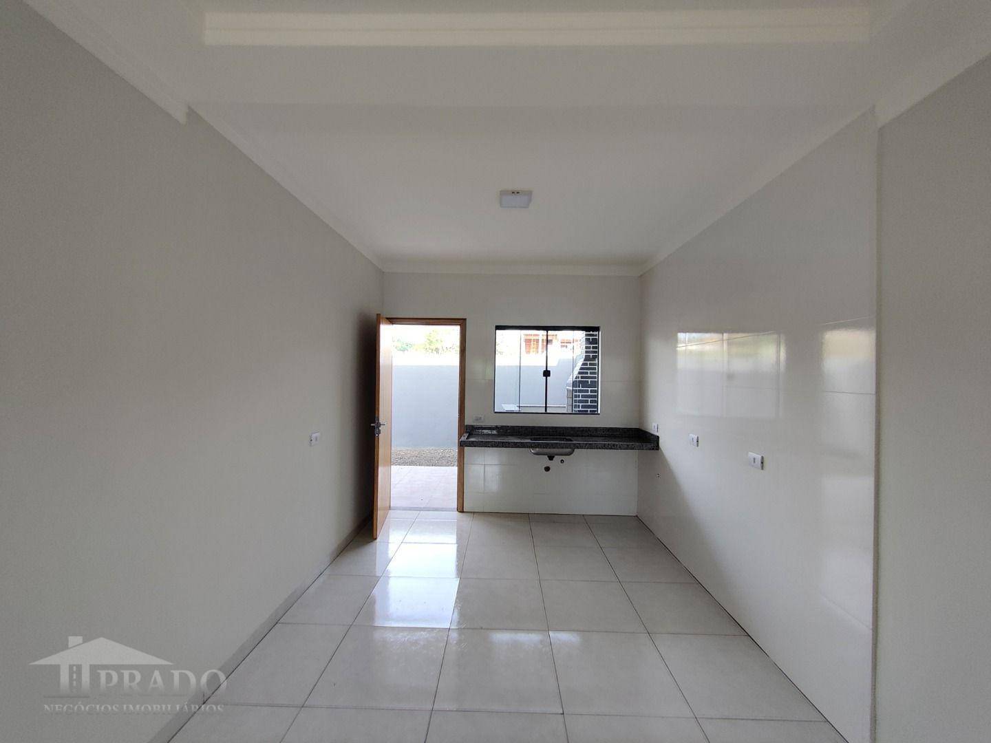 Casa à venda com 2 quartos, 71m² - Foto 5