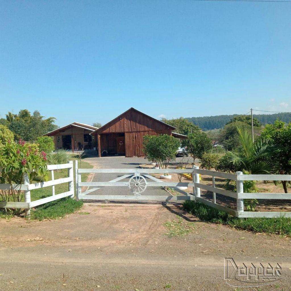 Chácara à venda com 2 quartos, 65m² - Foto 2