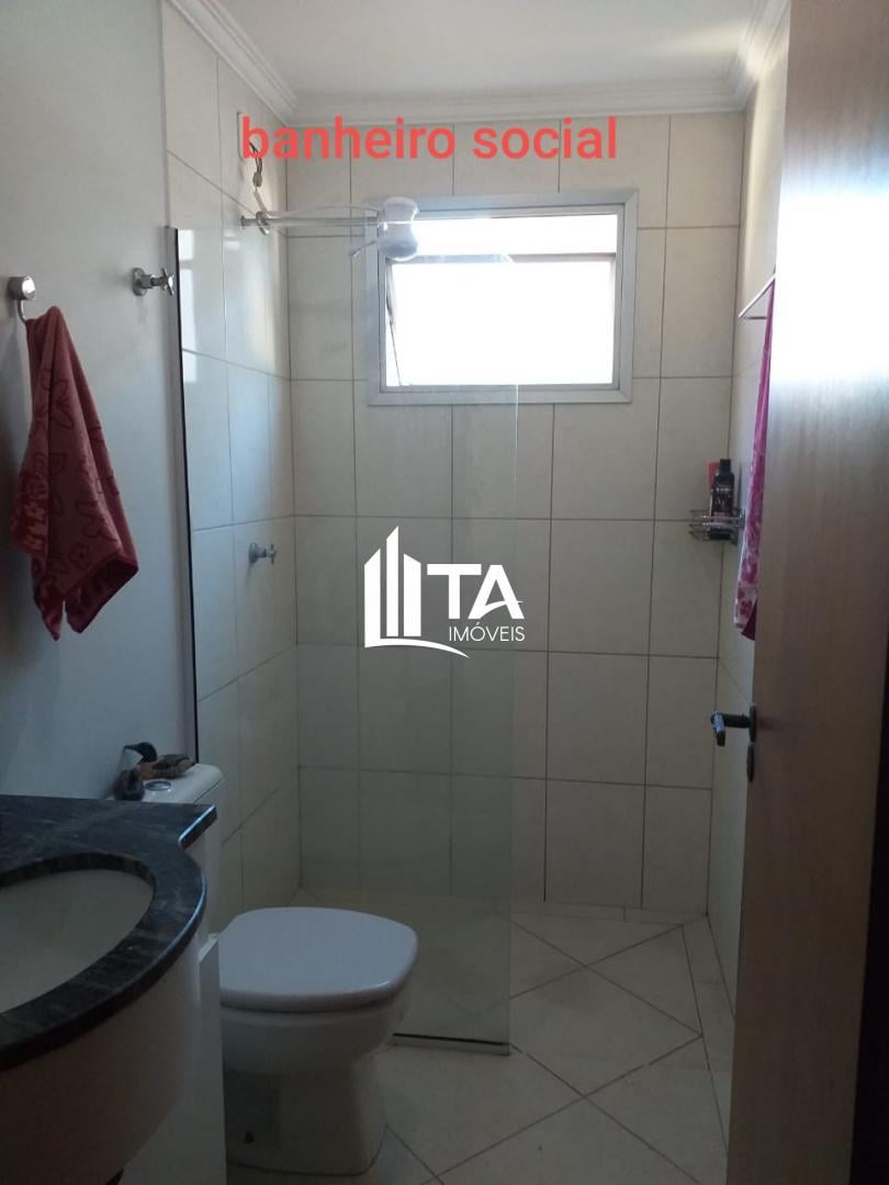 Apartamento à venda com 2 quartos, 76m² - Foto 21