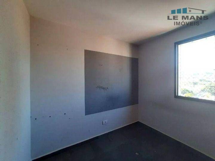 Apartamento à venda com 3 quartos, 203m² - Foto 18