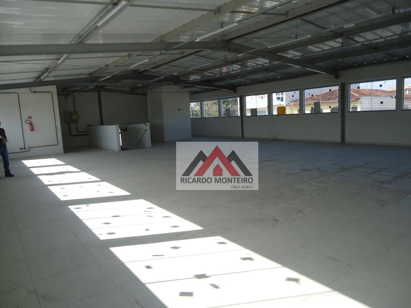 Loja-Salão para alugar, 240m² - Foto 1