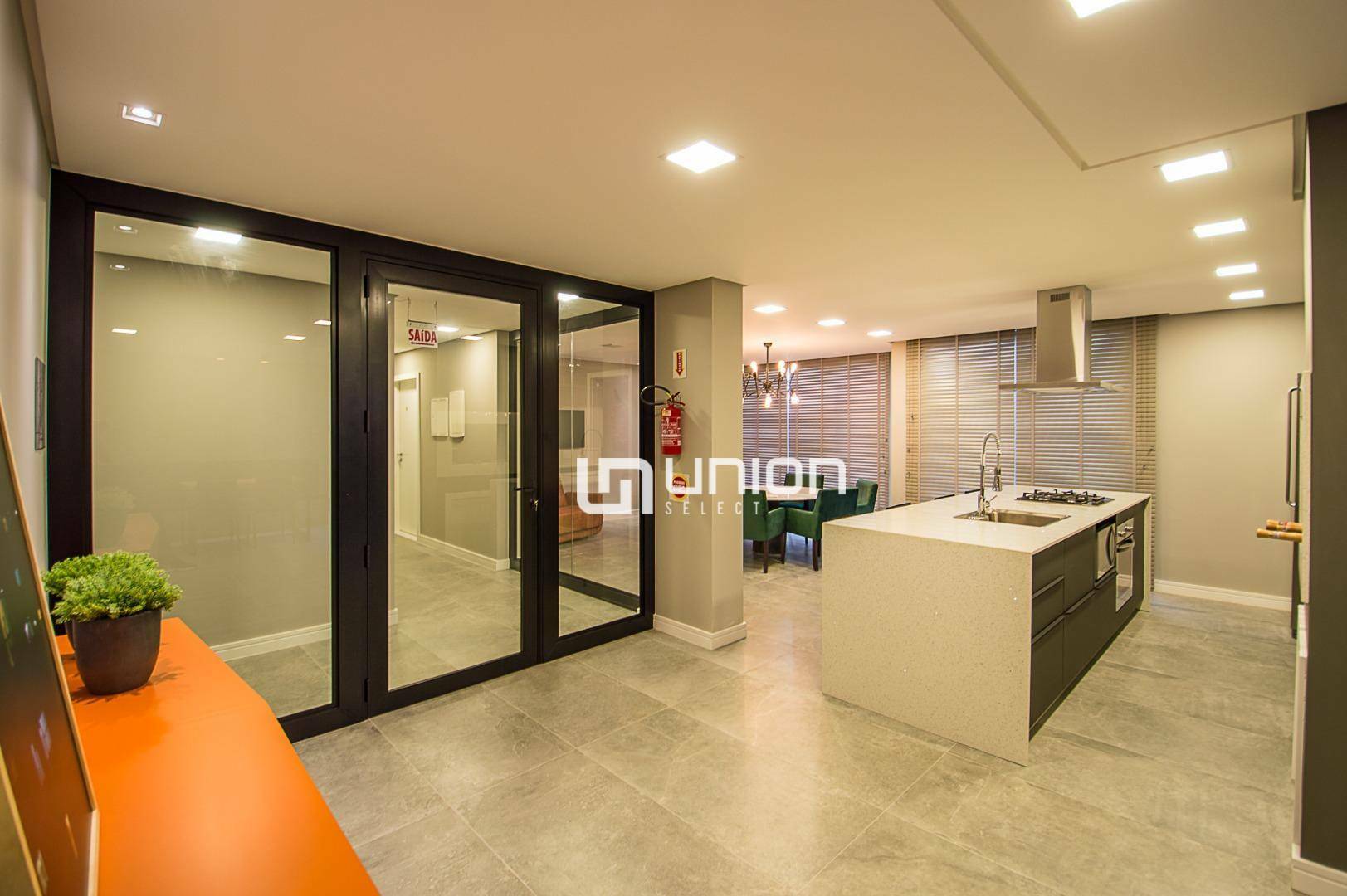 Apartamento à venda com 3 quartos, 200m² - Foto 16