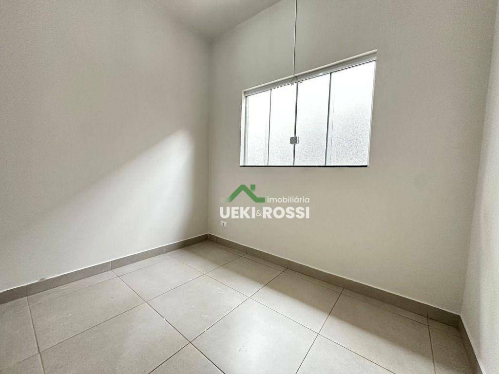 Casa à venda com 3 quartos, 70m² - Foto 13