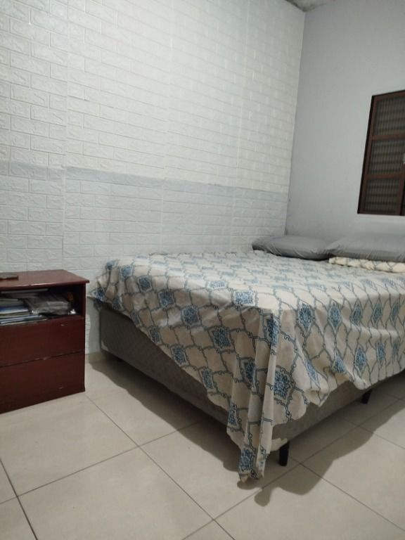 Casa à venda com 3 quartos, 90m² - Foto 2