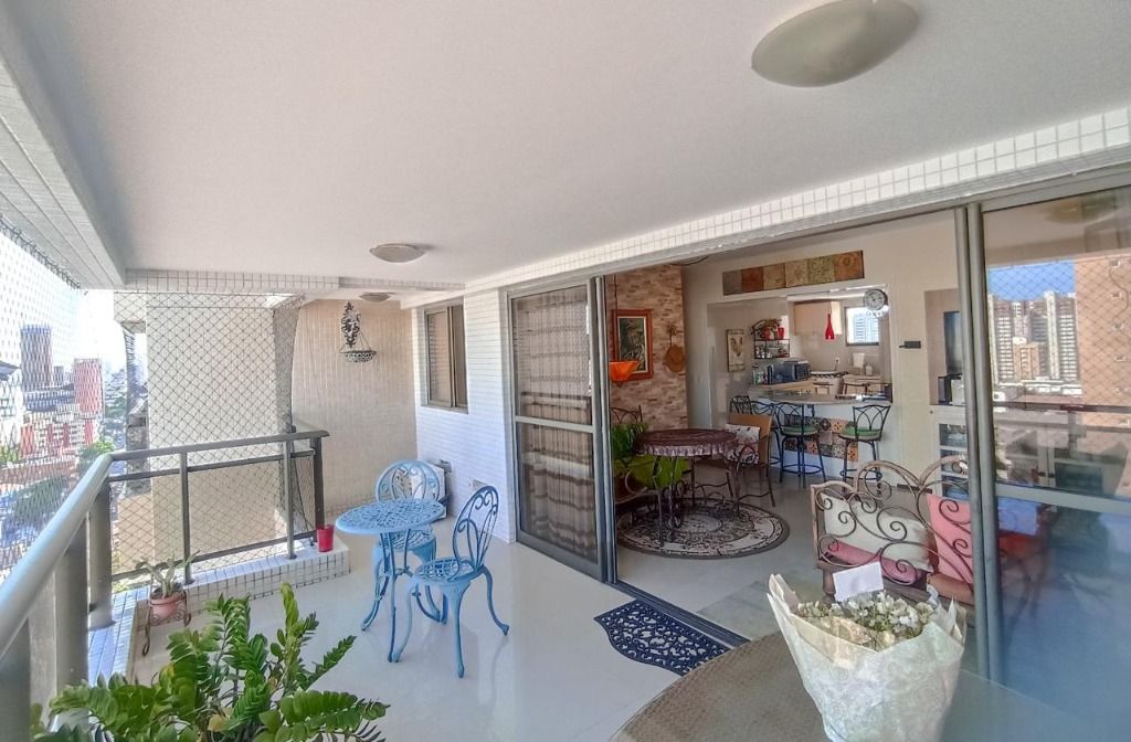 Apartamento à venda com 3 quartos, 120m² - Foto 9