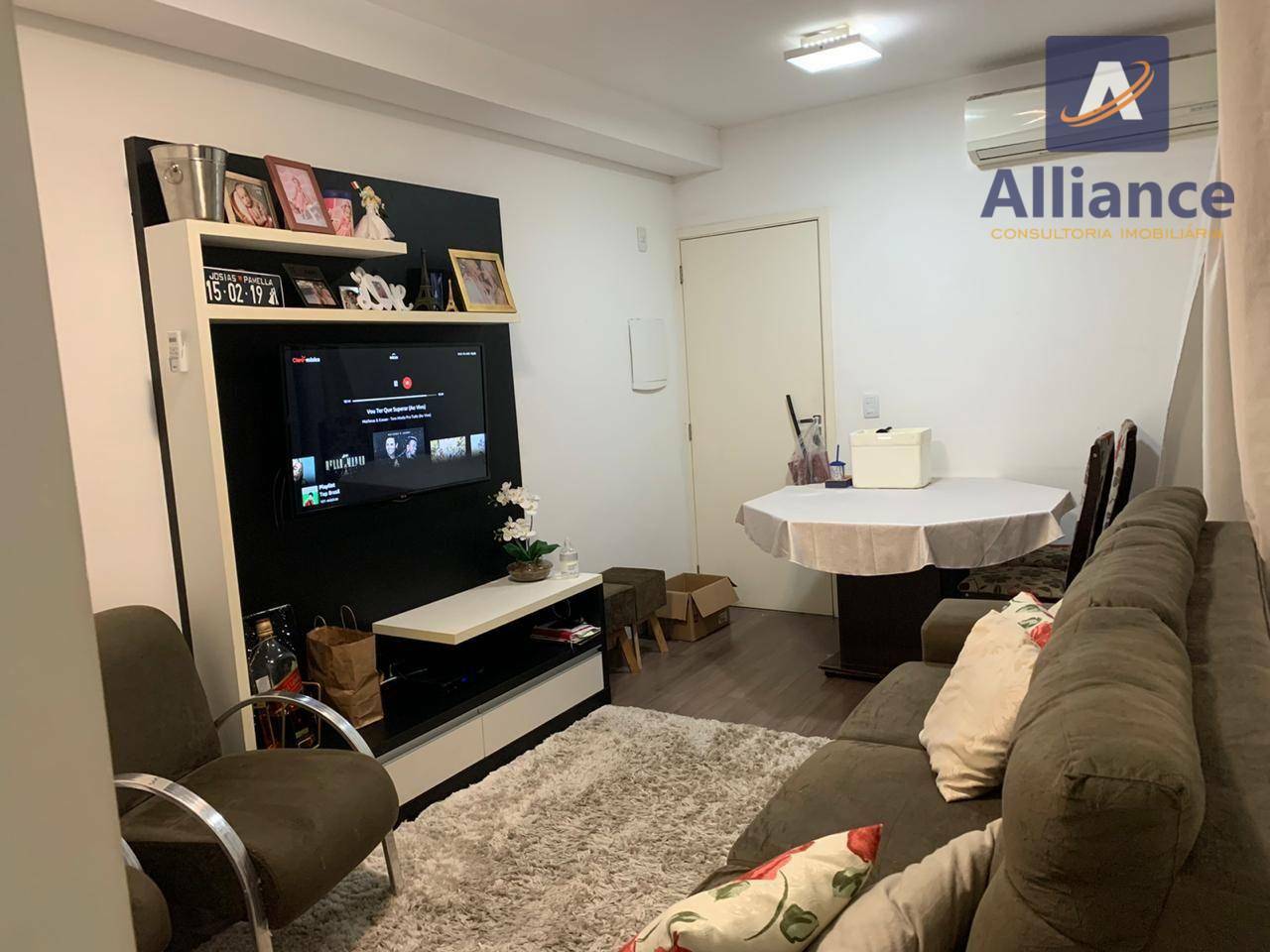 Apartamento à venda e aluguel com 2 quartos, 60m² - Foto 4