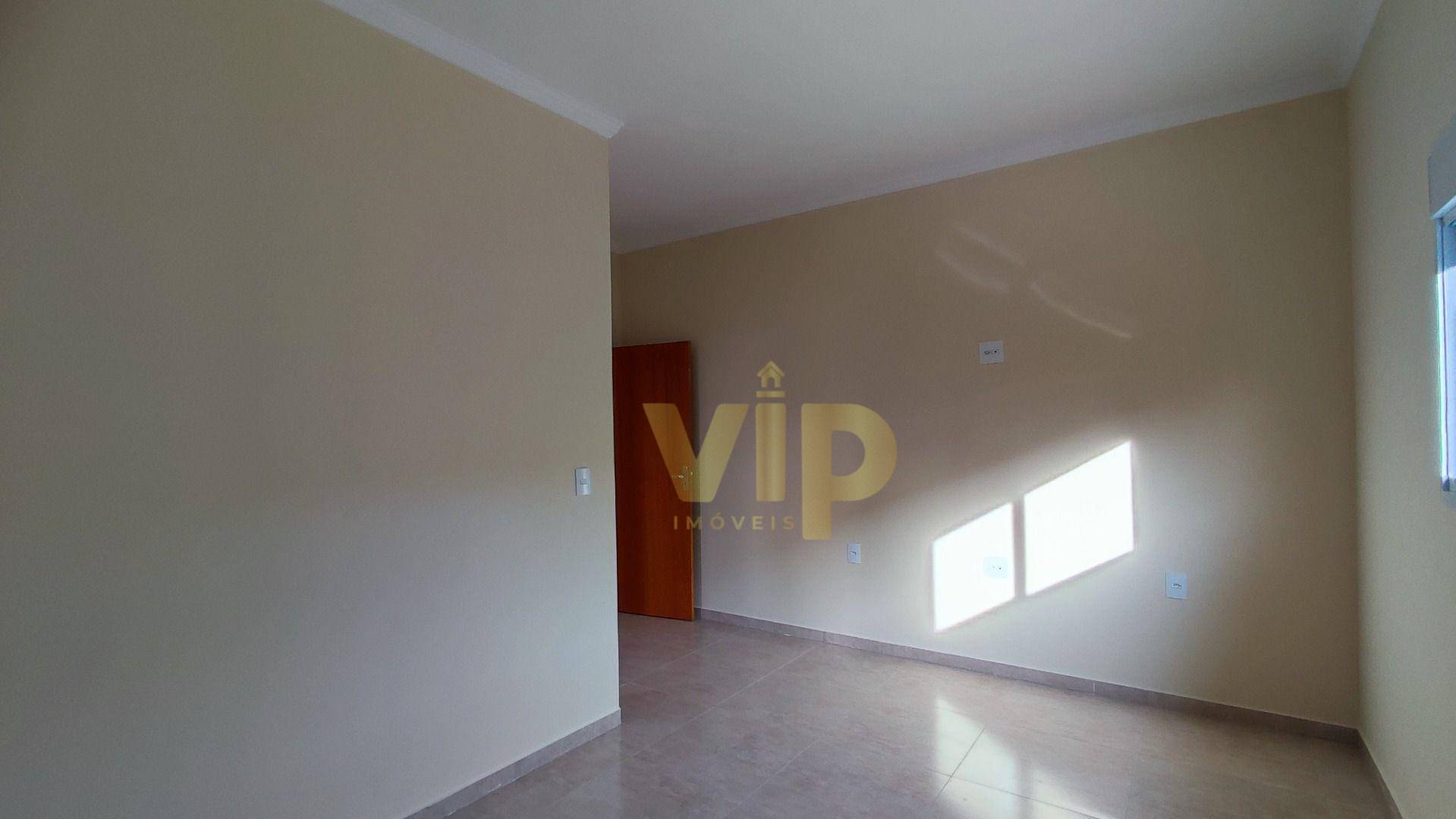 Casa à venda com 4 quartos, 210m² - Foto 35