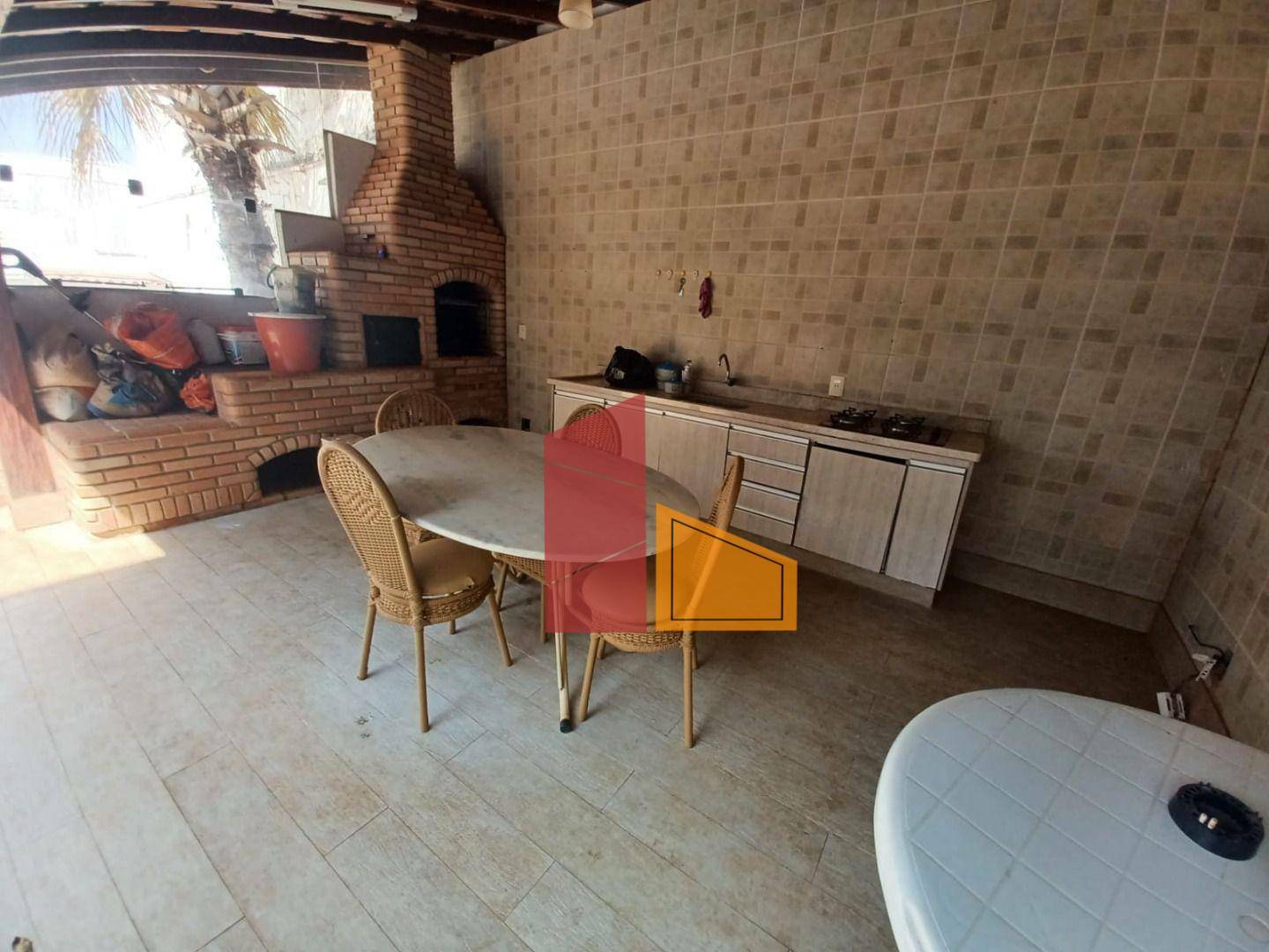 Casa à venda com 3 quartos, 183m² - Foto 6