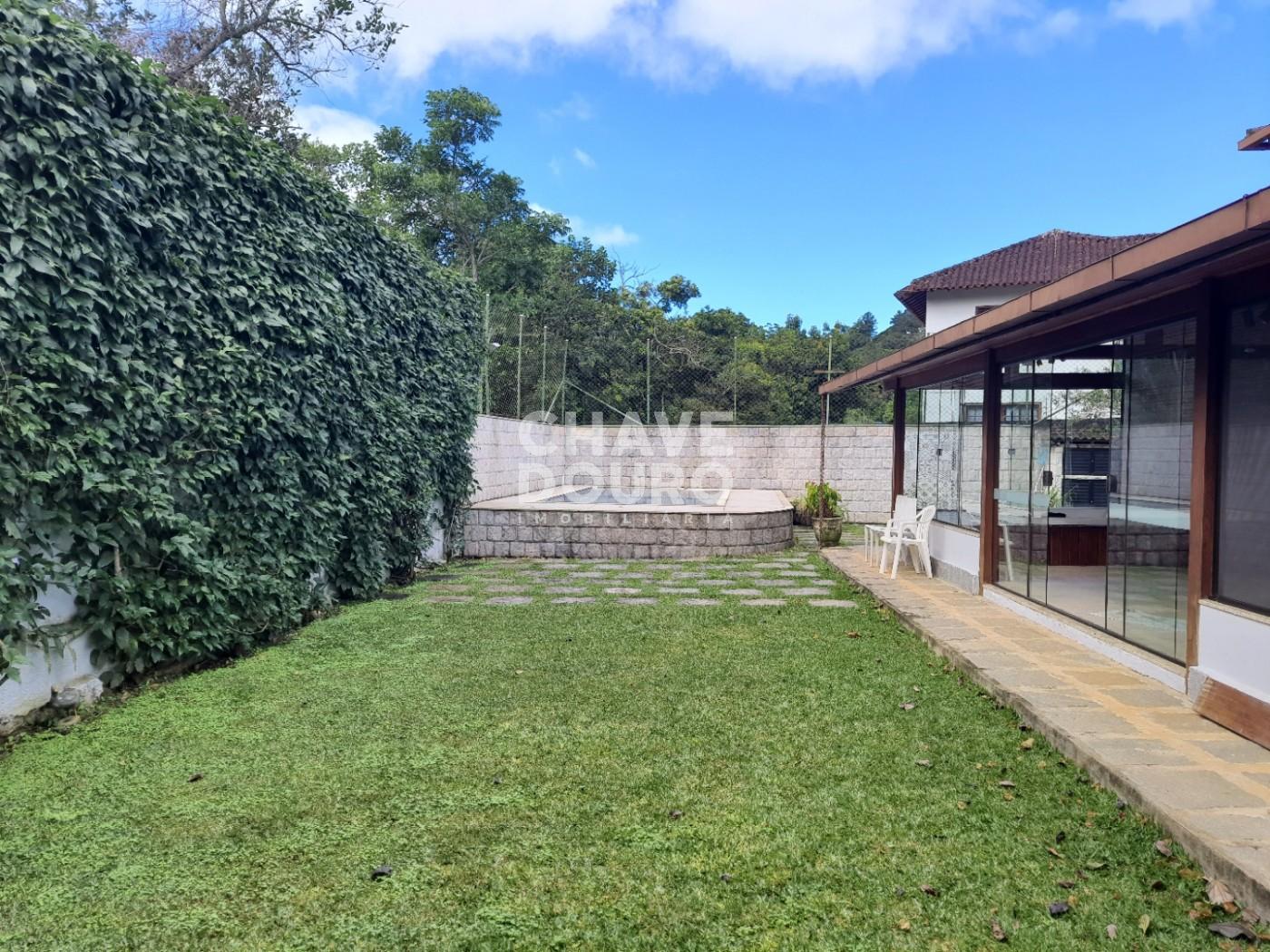 Casa à venda com 4 quartos, 700m² - Foto 48