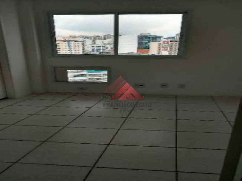 Apartamento à venda com 3 quartos, 110m² - Foto 7