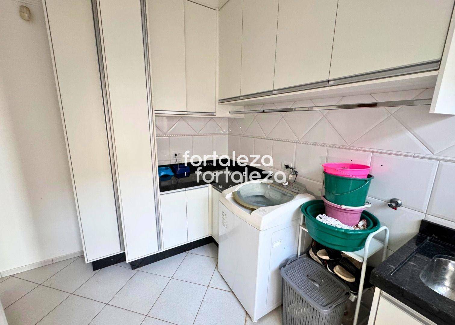 Sobrado à venda com 3 quartos, 361m² - Foto 5