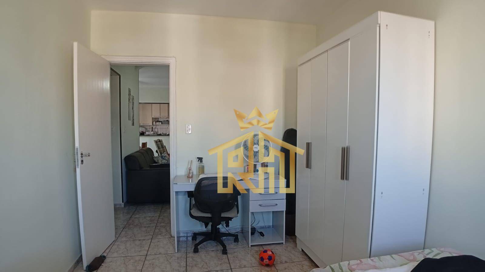 Apartamento à venda com 2 quartos, 75m² - Foto 13