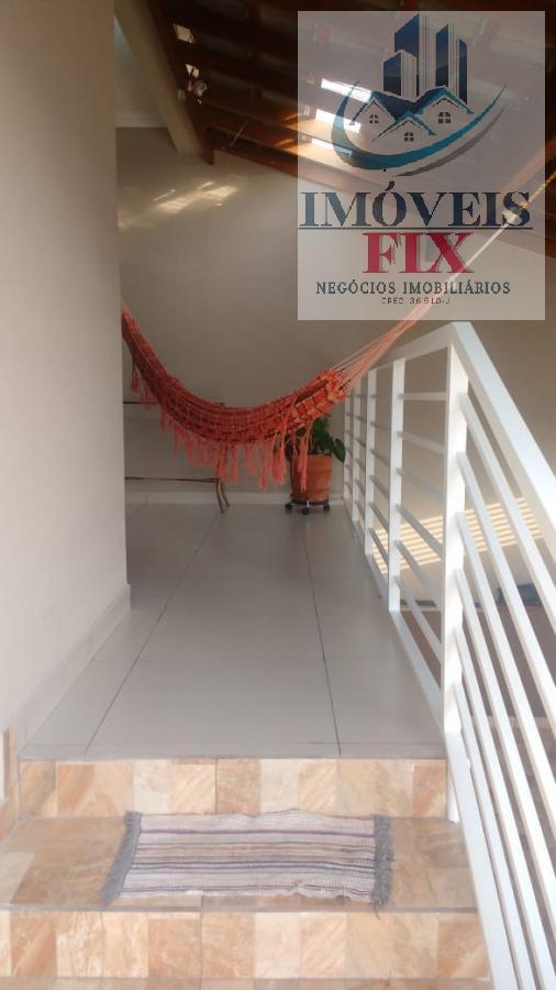 Casa à venda com 3 quartos, 176m² - Foto 9