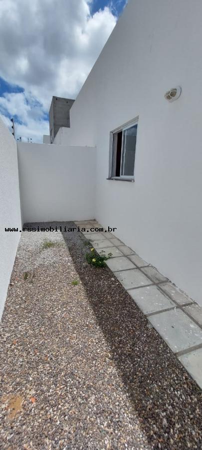 Casa à venda com 2 quartos, 56m² - Foto 12