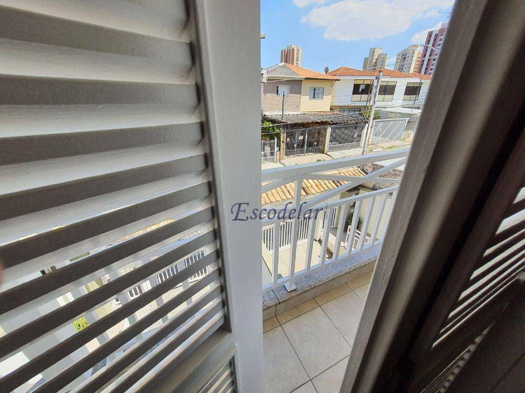 Sobrado à venda com 4 quartos, 200m² - Foto 24