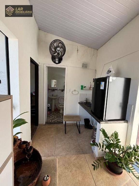 Casa à venda com 5 quartos, 307m² - Foto 13