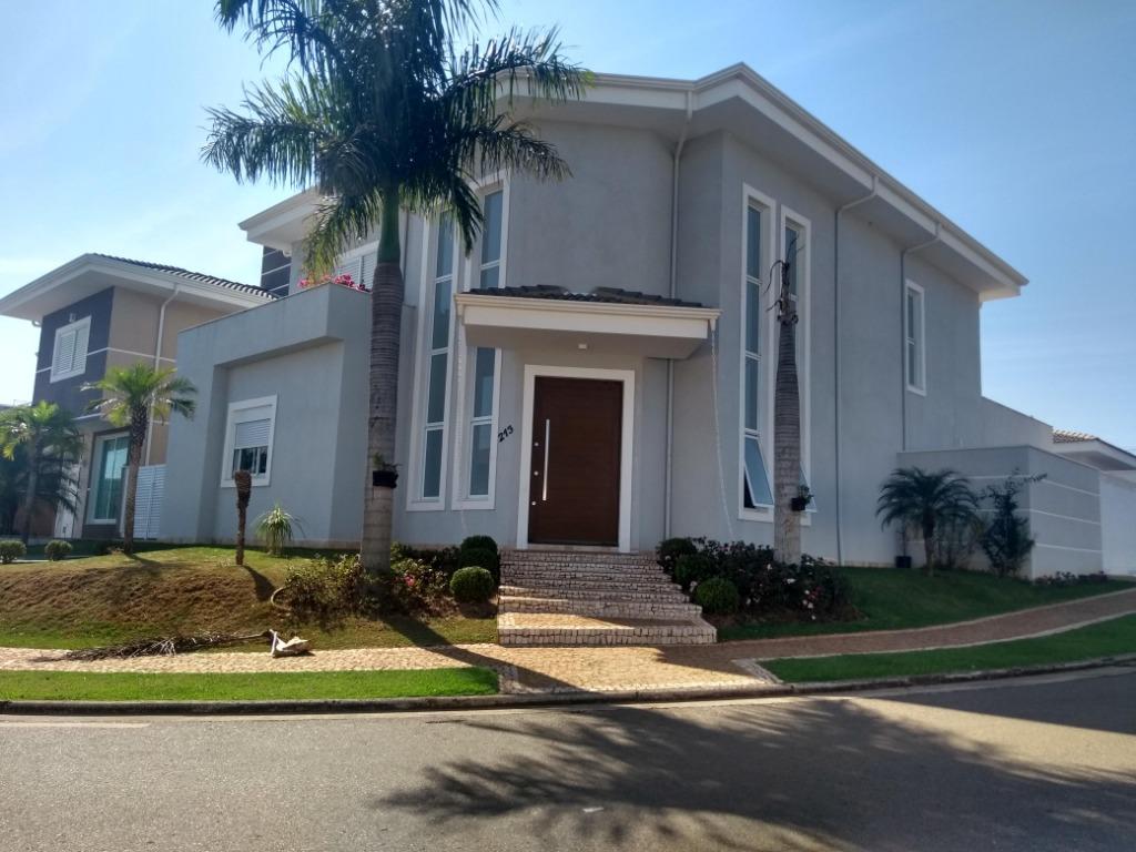 Casa de Condomínio à venda com 4 quartos, 245m² - Foto 1