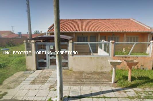 Casa à venda com 3 quartos, 150m² - Foto 1