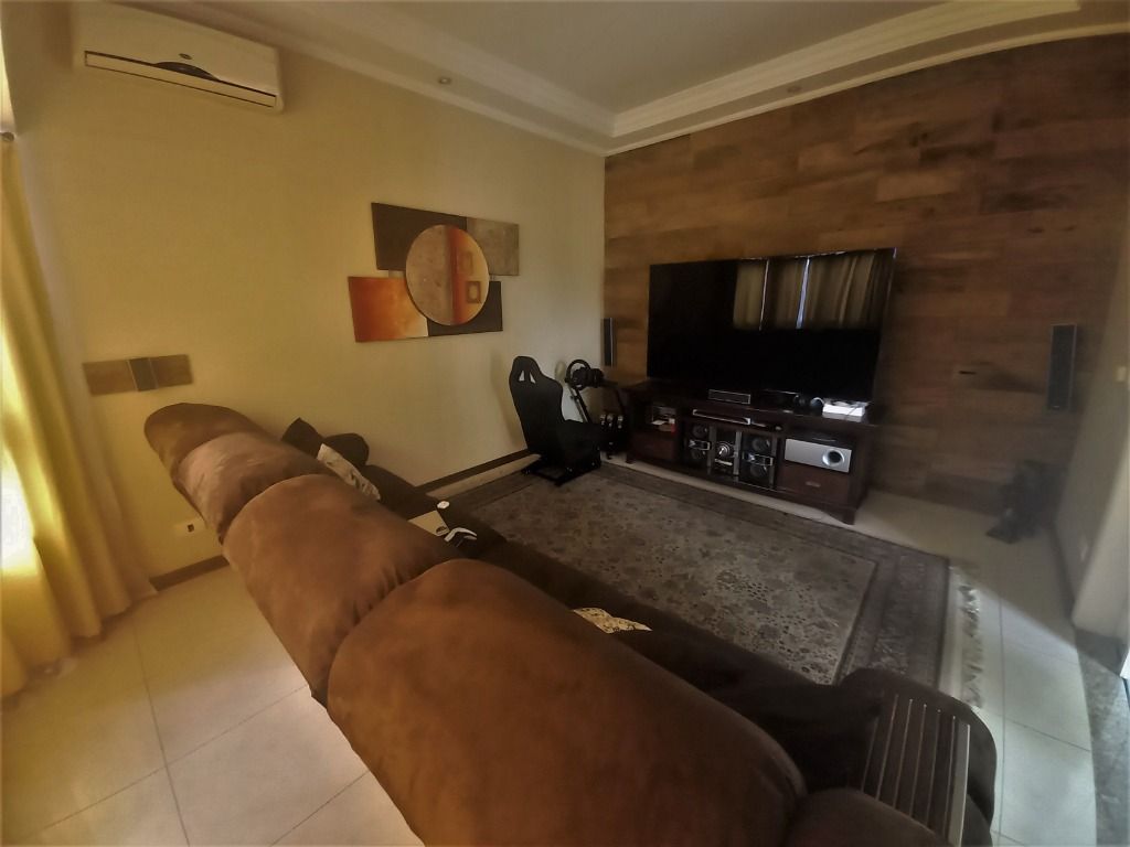 Casa de Condomínio à venda com 4 quartos, 650m² - Foto 4