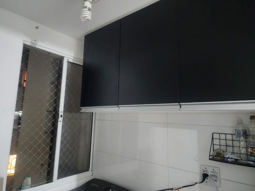 Apartamento à venda com 2 quartos, 70m² - Foto 3