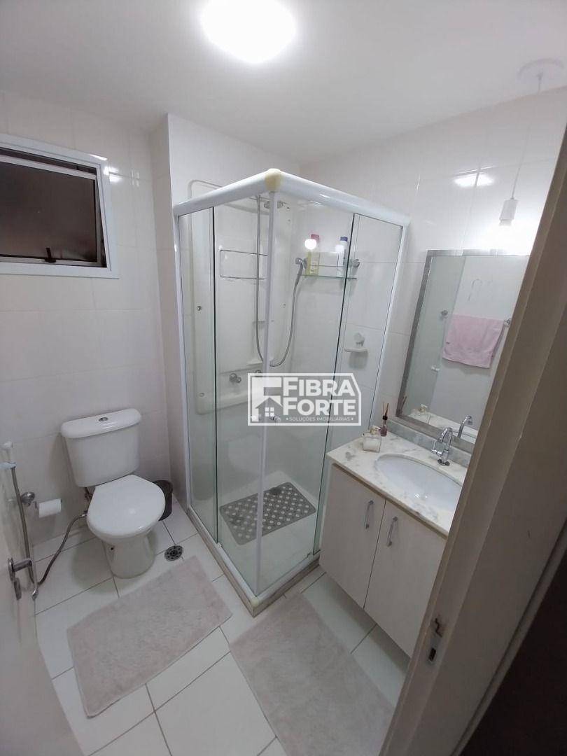 Apartamento à venda com 3 quartos, 77m² - Foto 8