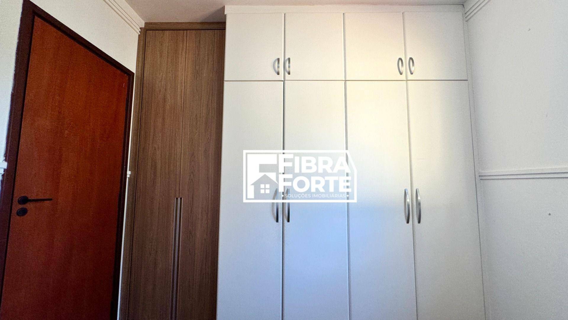 Casa de Condomínio para alugar com 3 quartos, 200m² - Foto 40