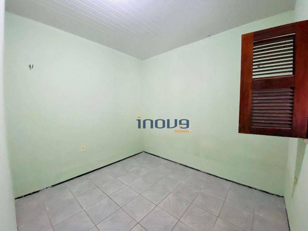 Casa para alugar com 2 quartos, 80m² - Foto 5