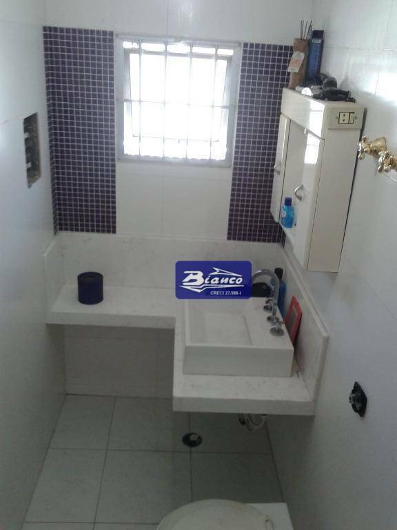 Sobrado à venda com 4 quartos, 180m² - Foto 5