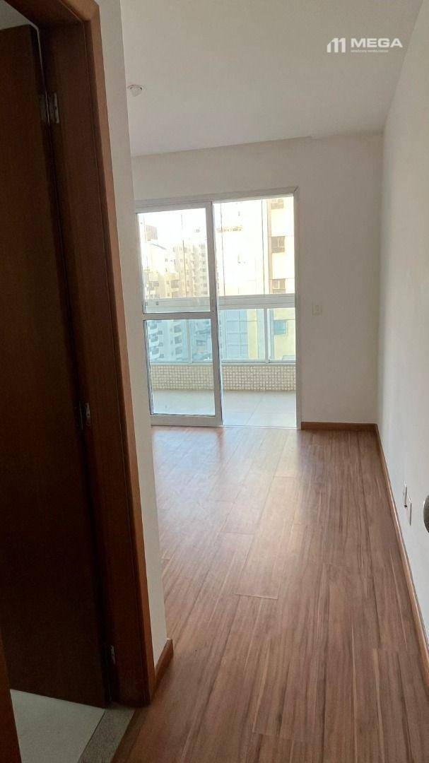 Apartamento à venda com 2 quartos, 80m² - Foto 8