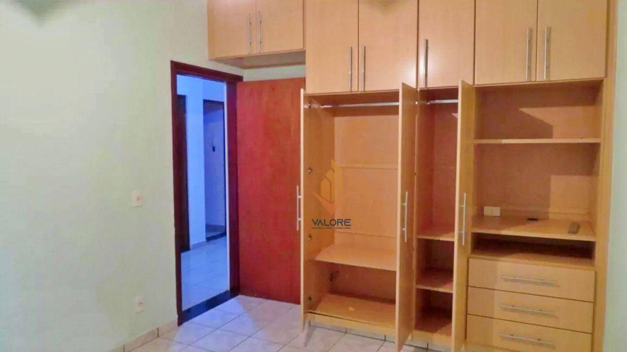 Casa à venda com 3 quartos, 270m² - Foto 26