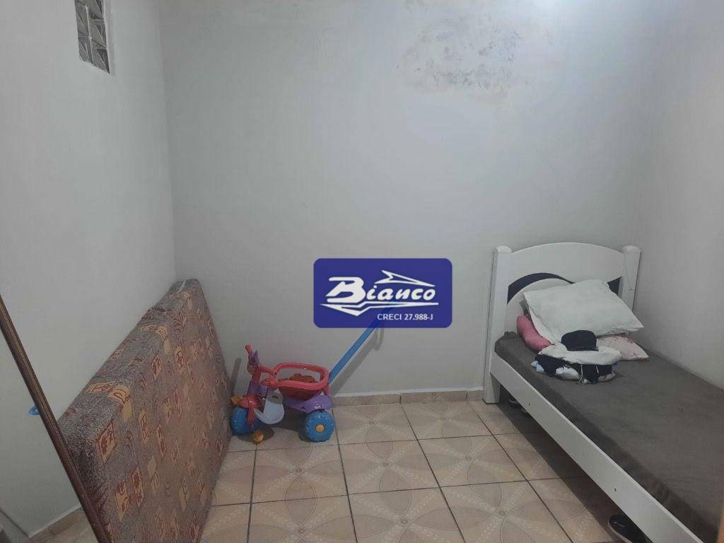 Sobrado à venda com 3 quartos, 118m² - Foto 4