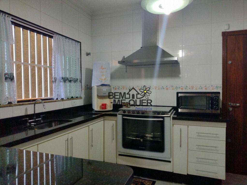 Sobrado à venda com 4 quartos, 168m² - Foto 4