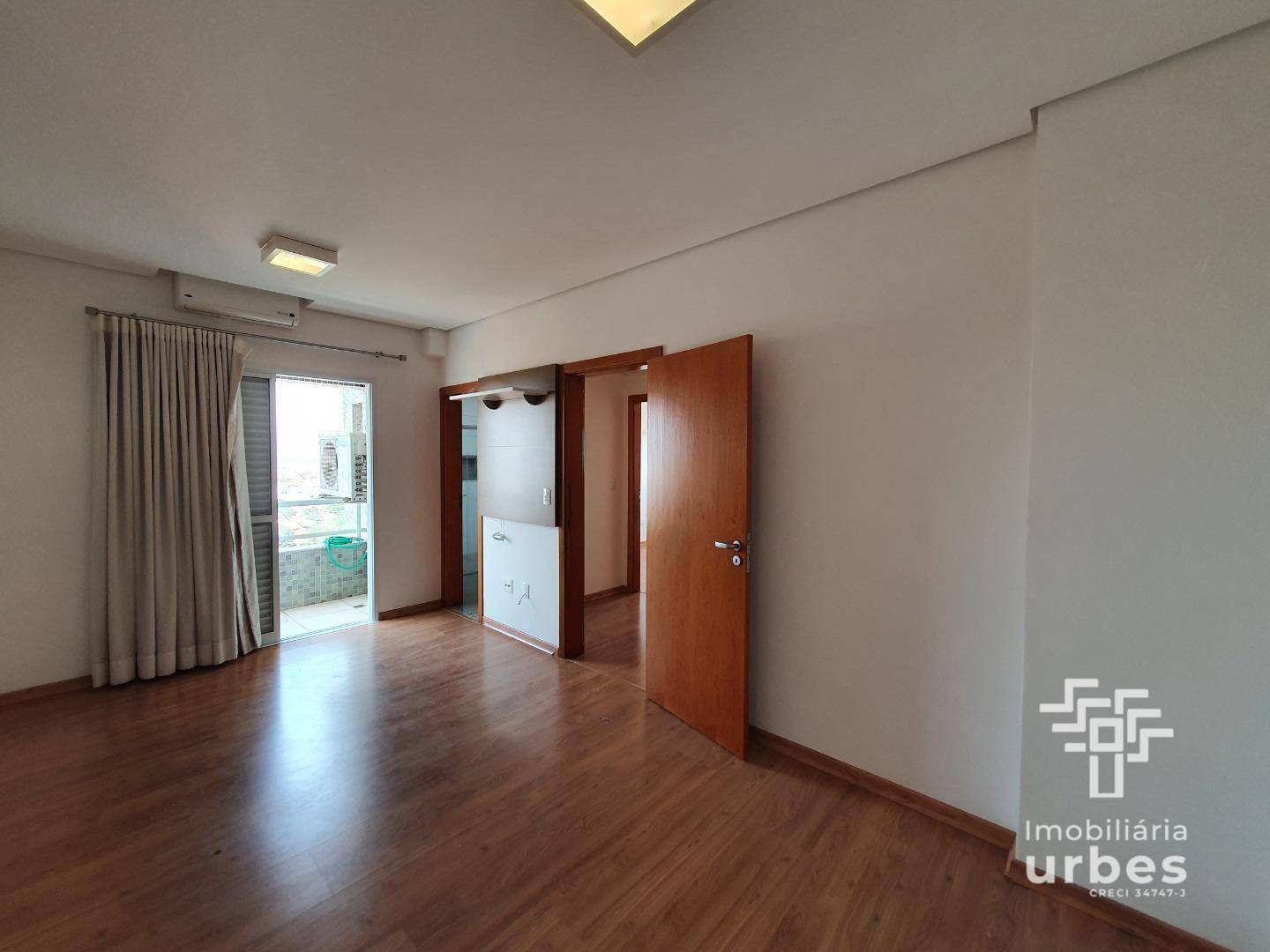 Apartamento à venda com 3 quartos, 256m² - Foto 23