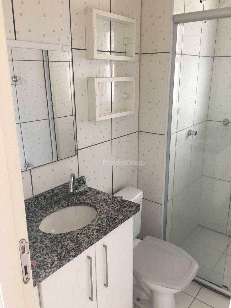 Apartamento para alugar com 3 quartos, 65m² - Foto 12