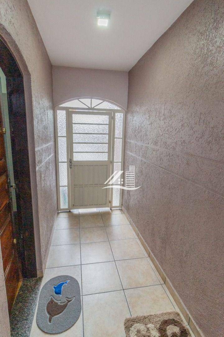 Sobrado à venda com 3 quartos, 228m² - Foto 5