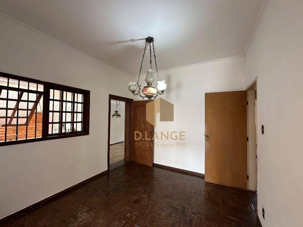 Casa à venda com 4 quartos, 250m² - Foto 10