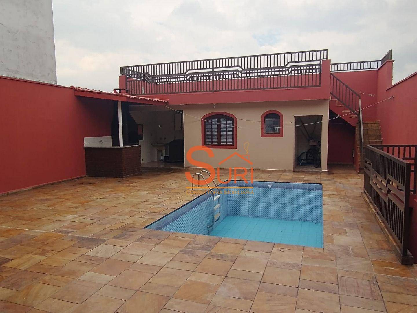 Casa à venda com 3 quartos, 300m² - Foto 8