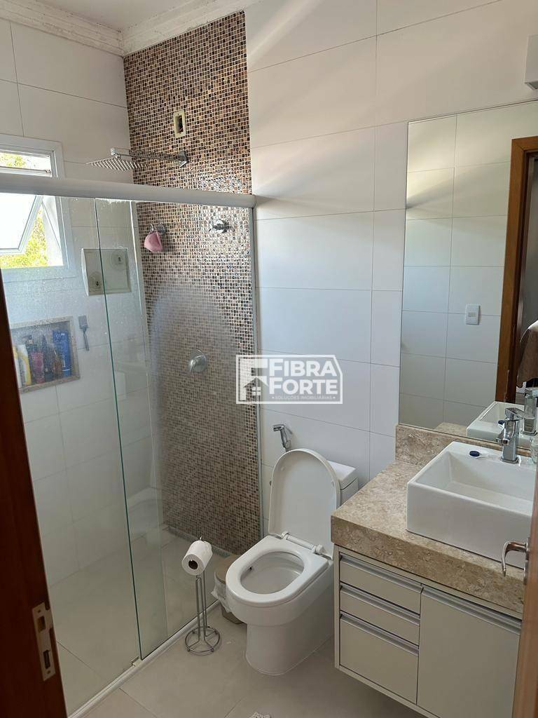 Casa de Condomínio à venda com 3 quartos, 231m² - Foto 16