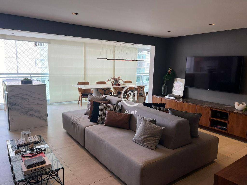 Apartamento à venda com 4 quartos, 157m² - Foto 4