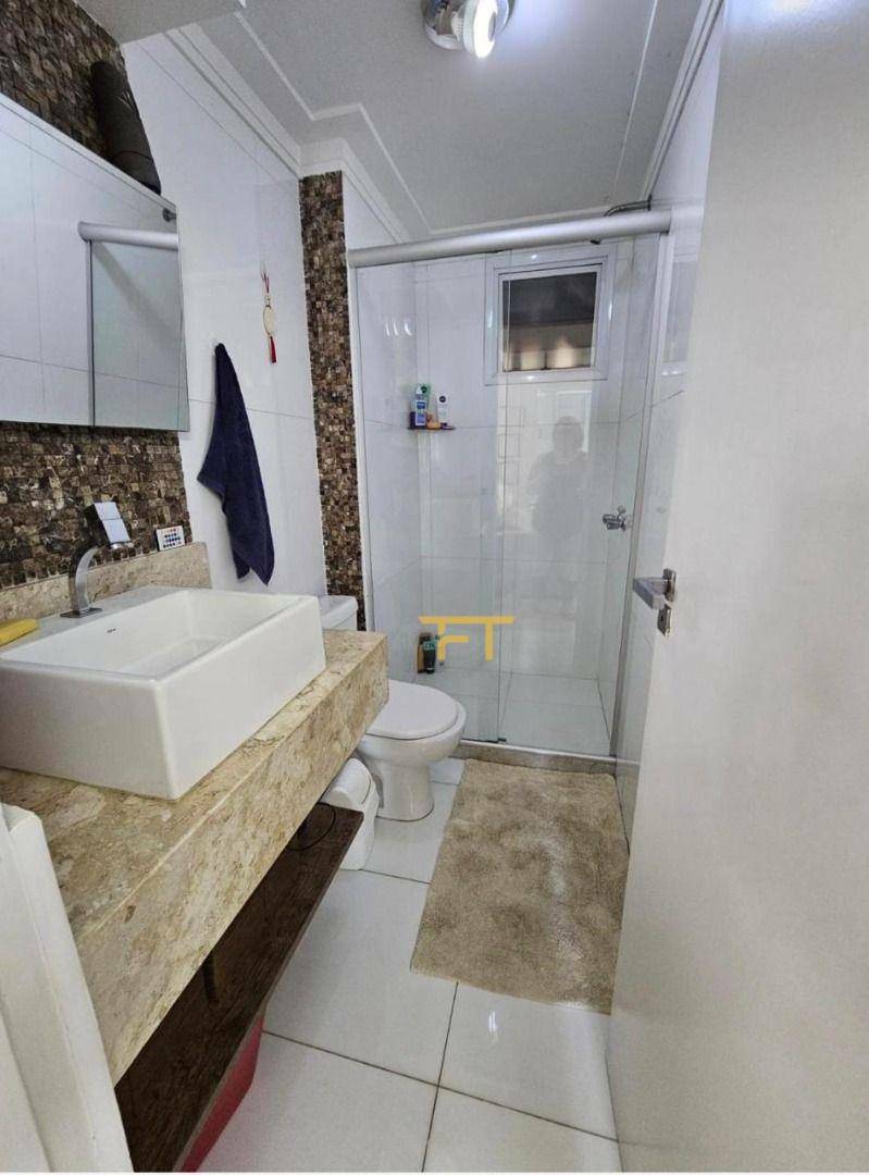 Apartamento à venda com 2 quartos, 76m² - Foto 5