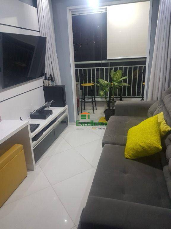 Apartamento à venda com 3 quartos, 60m² - Foto 3